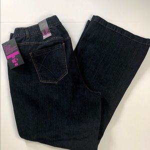 NWT Lane Bryant Flare Jeans Pants Size: 22